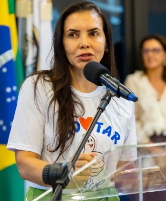 foto mes adocao33